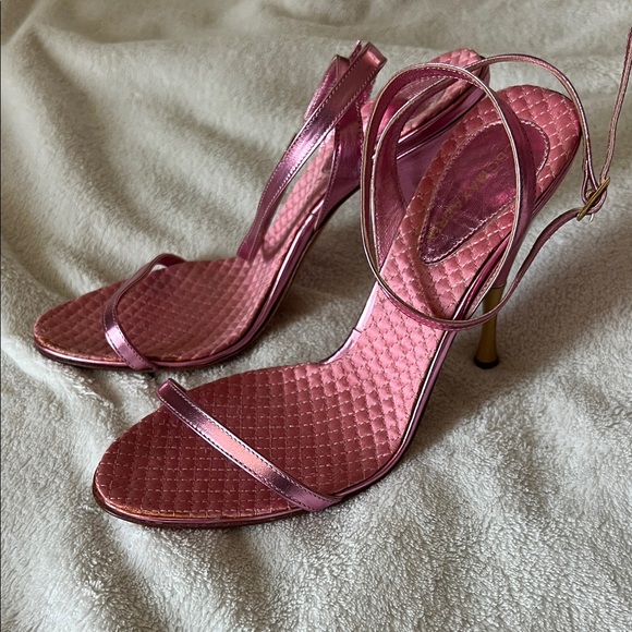 BCBGMaxAzria Metallic Pink Strappy Heels size 7 - Picture 3 of 6